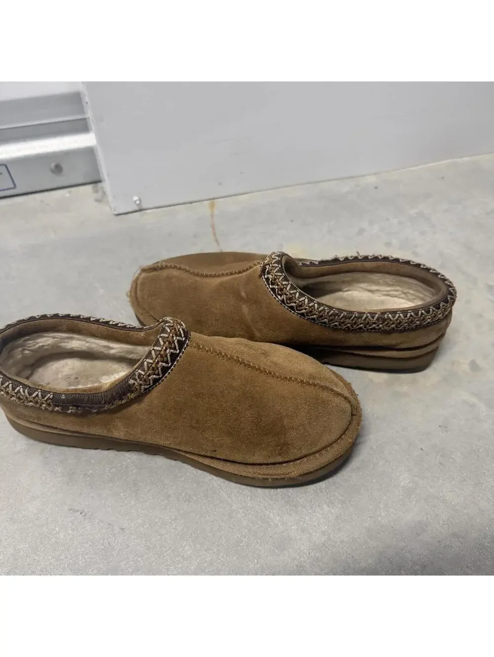 UGG Tasman Chestnut Suede Shearling Slip On Slippers Men's Size 8